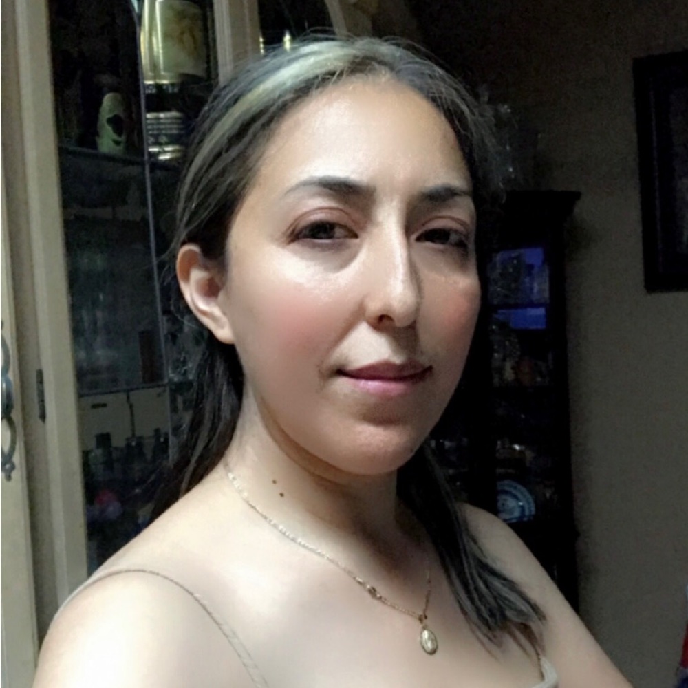 Meet your Posher, Maria